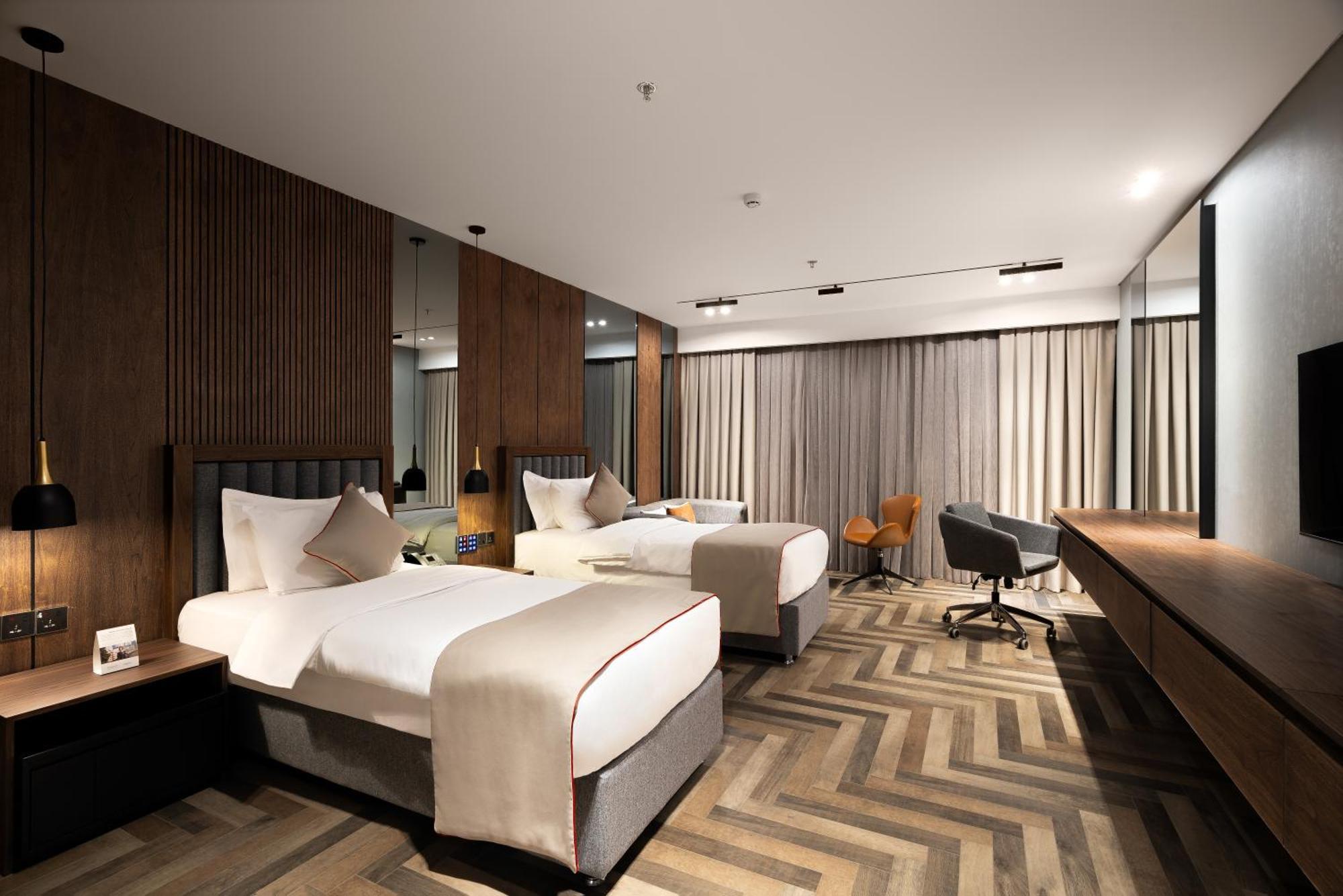 Ramada By Wyndham - Sulaymaniyah Salim Street Hotel Екстериор снимка