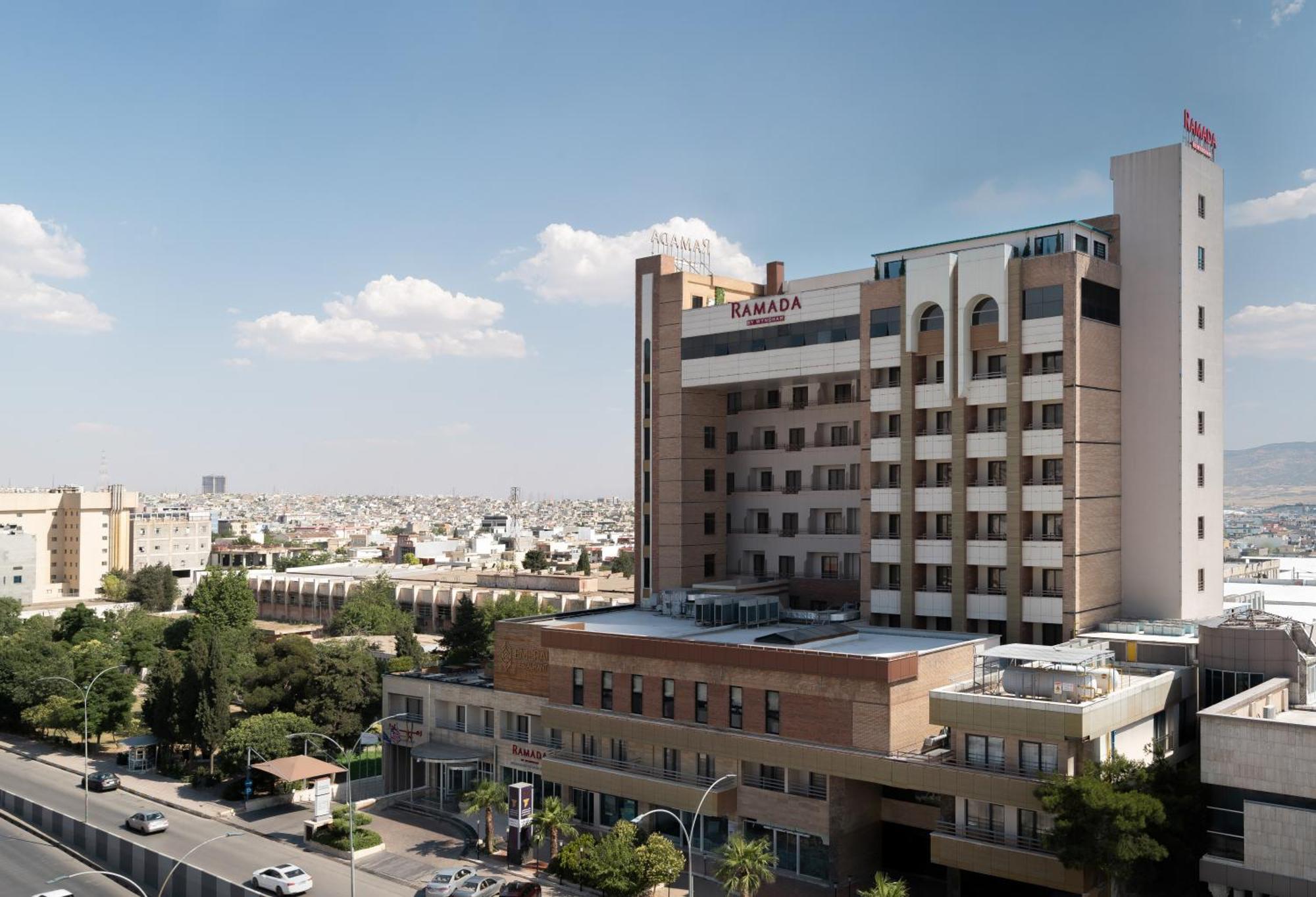 Ramada By Wyndham - Sulaymaniyah Salim Street Hotel Екстериор снимка