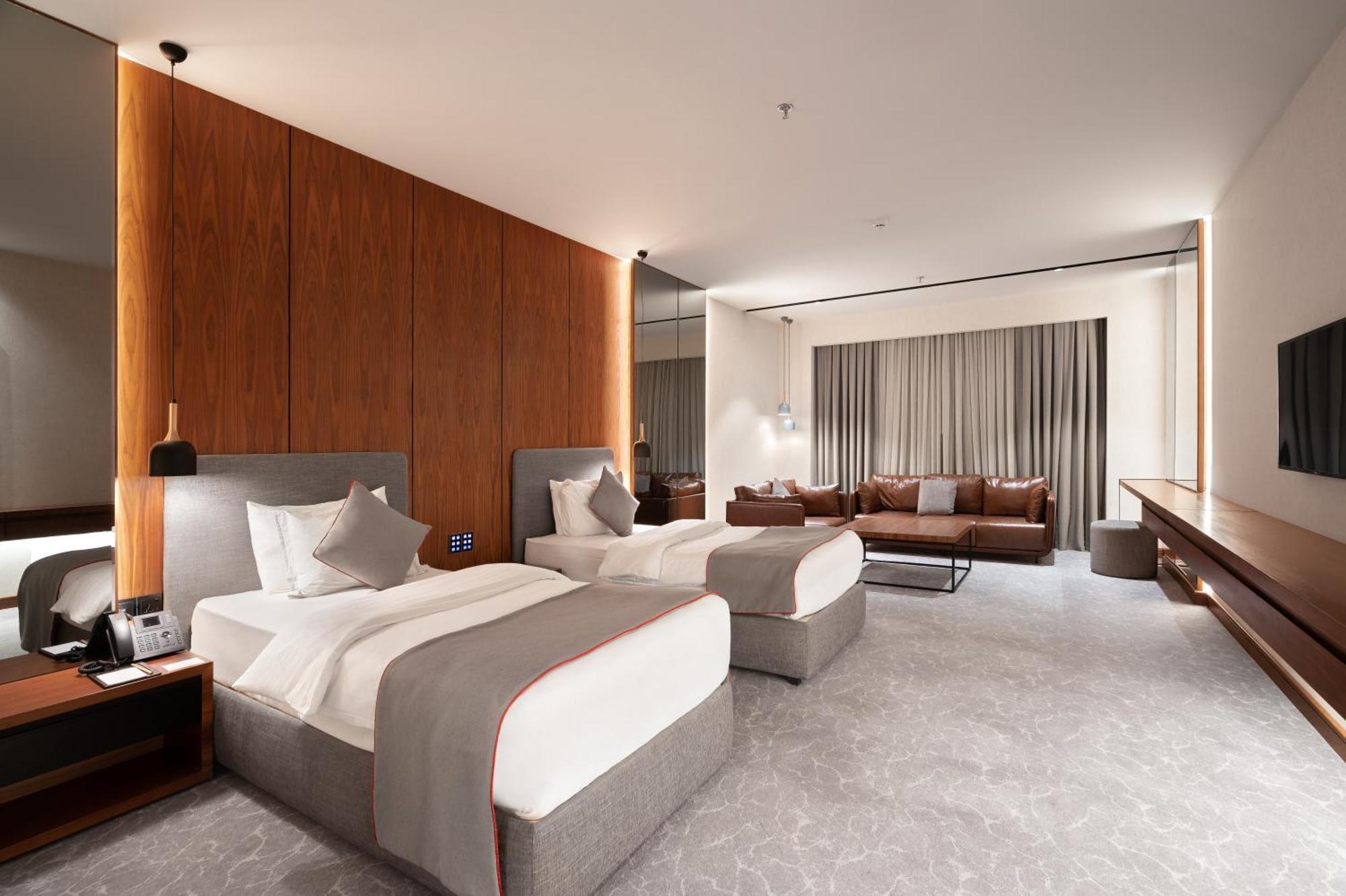 Ramada By Wyndham - Sulaymaniyah Salim Street Hotel Екстериор снимка