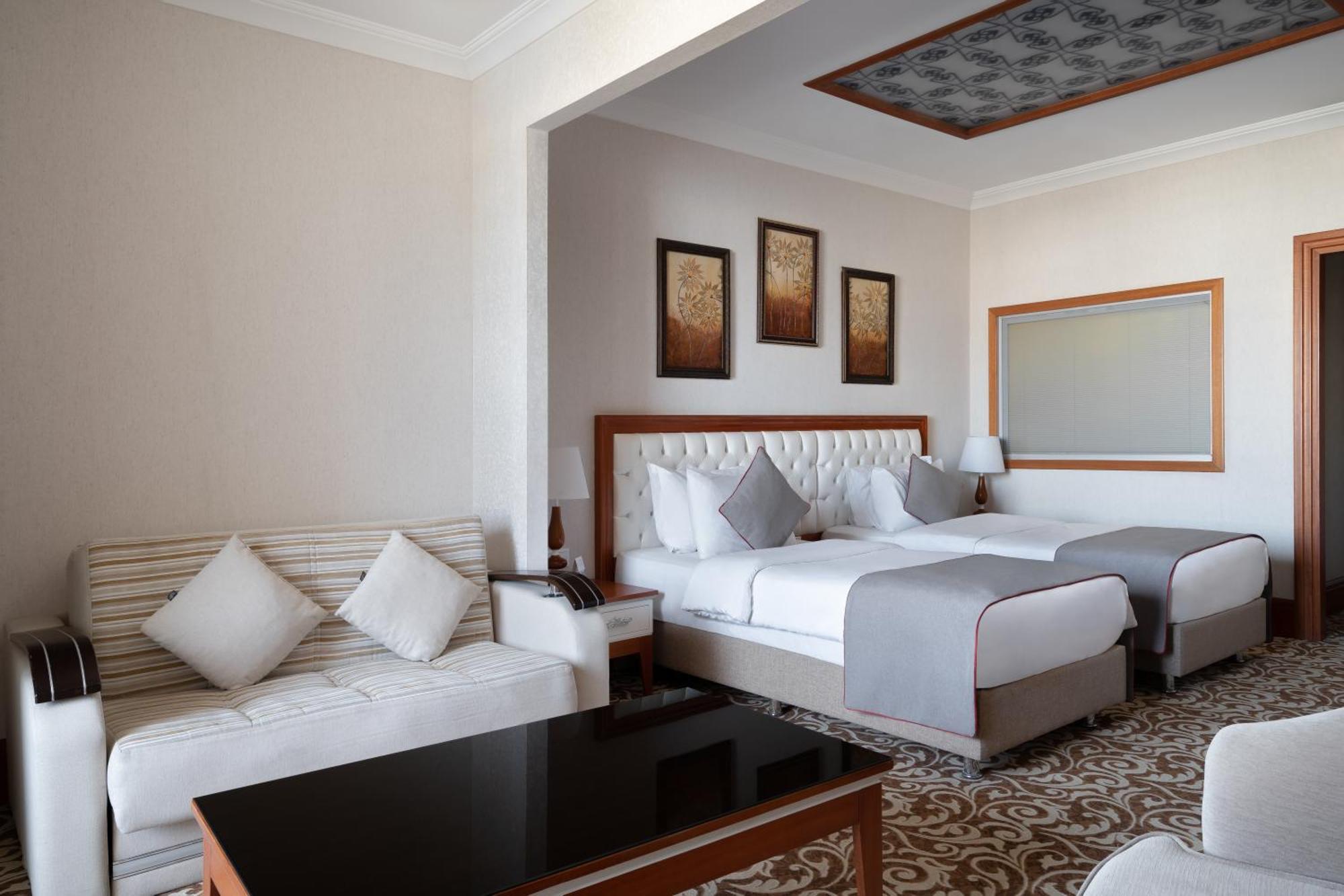 Ramada By Wyndham - Sulaymaniyah Salim Street Hotel Екстериор снимка
