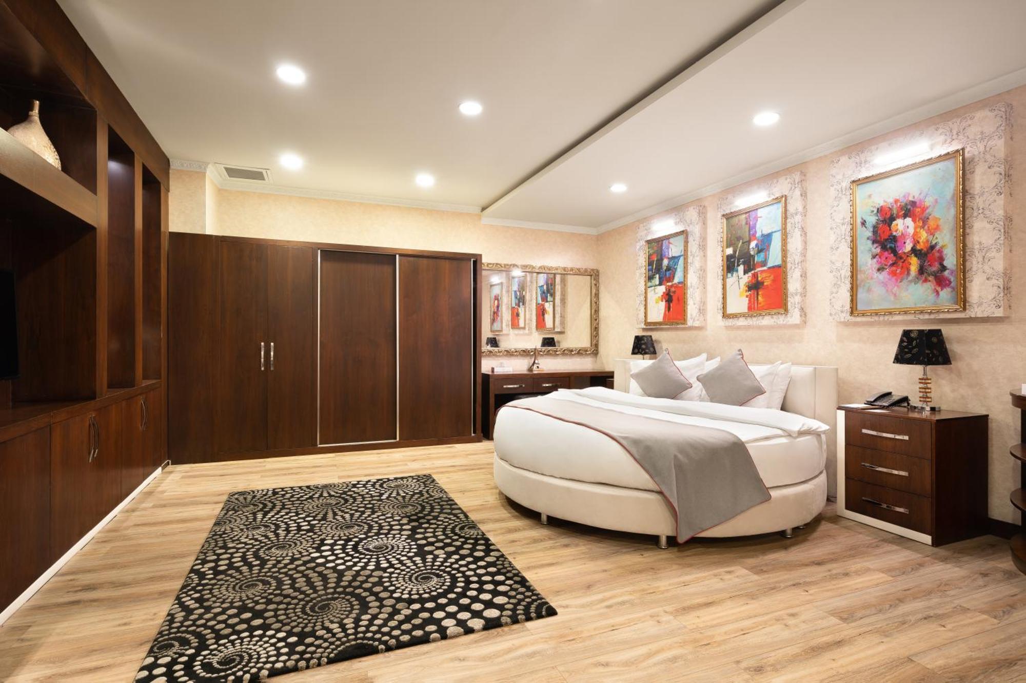 Ramada By Wyndham - Sulaymaniyah Salim Street Hotel Екстериор снимка